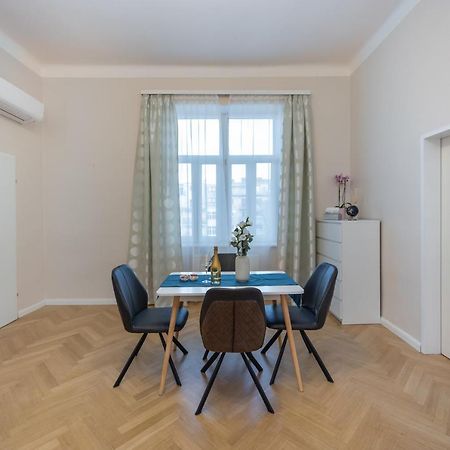 Charming Apartment Near Prater Vienna Luaran gambar